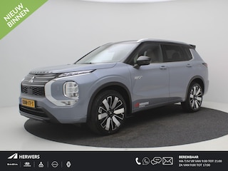 Mitsubishi Outlander 2.4 PHEV Instyle+ / 1600KG Trekgewicht / Glazen schuif-kanteldak / Style Pack Black / Lederen bekleding / Adaptieve Cruise Control / Massage voorstoelen / HUD Display / Full Option /