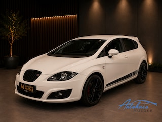 Seat Leon 1.8 TFSI Style | Airco | Stoelverwarming | Navigatie | Trekhaak | Sportief