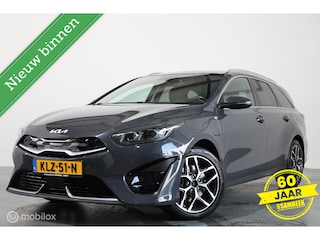 Kia Ceed Sportswagon 1.6 GDI PHEV ExecutiveLine - Trekhaak - Stoel/Stuurverwarming en verkoeling - Carplay