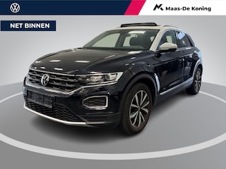 Volkswagen T-Roc 1.5 TSI 150pk DSG Style · Panoramadak · Camera · Elek. Achterklep · Dodehoeksensor · Stoelverwarming · Apple/Android Car Play ·