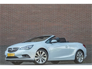 Opel Cascada 1.6 Turbo Cosmo, 116.000km NAP, Leder, Camera, Xenon, Stoelverwarming, Navigatie, DAB+, PDC.
