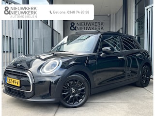 Mini Cooper 5-Deurs 1.5 Classic | SCHUIF/KANTELDAK | HEAD-UP DISPLAY | HARMAN/KARDON | CAMERA | CARPLAY/ANDROID | NAVI | STOELVERWARMING | PDC V+A | LMV | KEYLESS | CRUISE CONTROL | CLIMATE CONTROL | LED | DAB