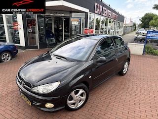 Peugeot 206 1.4-16V Air-line 3 Apple Carplay 95dkm!!