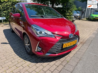 Toyota Yaris 1.5 Hybrid Dynamic Y20 jubileum uitvoering, cruise, elec pakket, clima, stoel verwarming, 1e eigenaar 38.000 km