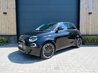 Fiat 500 La Prima 42 kWh *leder *Carplay *Luxste uitvoering