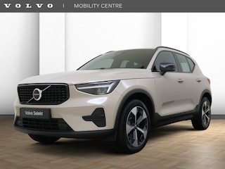 Volvo XC40 2.0 B4 Plus Dark | Trekhaak | H&K Audio | Stoelgeheugen |