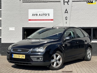 Ford Focus 1.6-16V Futura Airco Cruise Navi Trekhaak