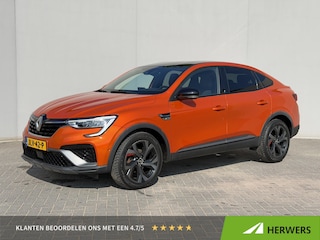 Renault Arkana 1.3 TCe 140 / Adaptieve Cruise / Lederen Bekleding / BOSE Audio / Elektr. Stoelen / Stoel Verwarming / Camera / Dodehoek Detectie / Navigatie / All Season Banden / DAB /