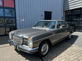 Mercedes-Benz 200-serie 200-280 (W115) 250 C|Leder|Automaat|Radio