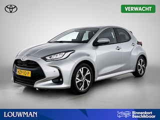 Toyota Yaris 1.5 Hybrid 115 Dynamic Comfort Pack | BTW voertuig | Dodehoek detectie | Stuur+stoelverwarming | Parkeersensoren voor+achter | Apple CarPlay/Android auto | Cruise Control Adaptive | Climate Control |