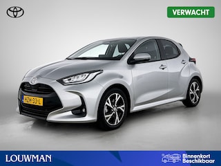 Toyota Yaris 1.5 Hybrid 115 Dynamic | BTW Voertuig | Climate Control | Cruise Control Adaptive | Apple CarPlay/Android auto | Achteruitrijcamera | Draadloze telefoonlader |