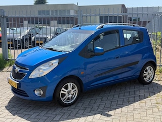 Chevrolet Spark 1.0 16V LS Bi-Fuel AIRCO ECC l MTF-STUUR l LMV l Elek pakket! DEALER OH l TOPSTAAT! GOEDKOOP EN ZUINIG RIJDEN!
