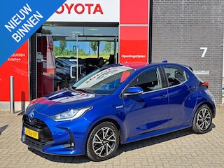Toyota Yaris 1.5 Hybrid First Edition NAVI KEYLESS CAMERA NL-AUTO CLIMA AD-CRUISE APPLE/ANDROID BLUETOOTH