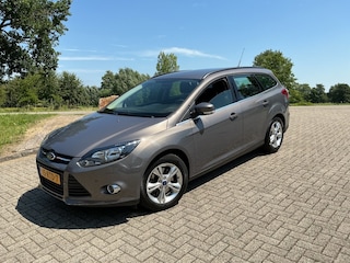 Ford Focus 1.6 ECOB. TREND SPORT