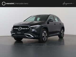 Mercedes-Benz GLA 250 e Luxury Line | Trekhaak | Verwarmd stuur | Winter pakket | 11 KW laden | Stoelverwarming |