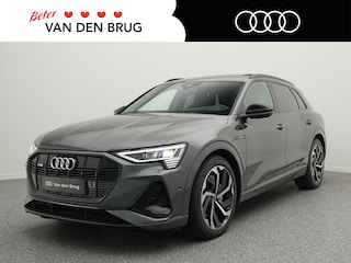 Audi e-Tron 55 quattro S edition 95 kWh | LED Matrix | Leder | Panoramadak | Elek. Achterklep | Head-up Display | Navigatie | Side assist | Stoelverwarming Voor & Achter | 360 camera |