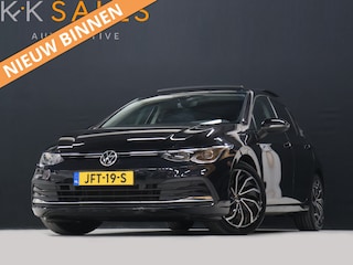 Volkswagen Golf 1.5 eTSI R-Line [SCHUIFKANTELDAK, APPLE CARPLAY, ANDROID, TREKHAAK, MEMORY SEATS, STOEL-/STUURVERWARMING, ADAPTIVE CRUISE, PDC V+A, DIGITAL DASH, SFEERVERLICHTING, NAVIGATIE]