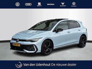 Volkswagen Golf GTE 1.5 TSI eHybrid 272pk DSG Panoramadak / Demonstratieauto