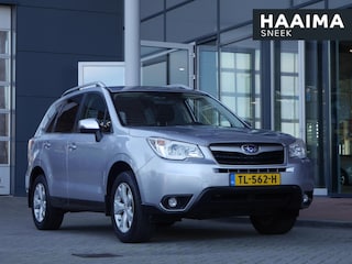 Subaru Forester 2.0 Luxury | Automaat | 4WD |  2000KG Trekgewicht |  Panorama dak | Achteruitrijcamera | Cruise control | Climate control | Stoelverwarming | Trekhaak | Lichtmetalen velgen | Dakrails
