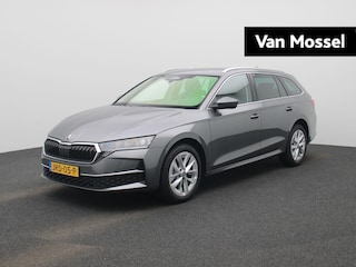 Skoda Octavia Combi 1.5 TSI MHEV Business Edition Plus | Automaat | LED Koplampen | Navigatie | Climate Control | Adaptive Cruise Control | Apple Carplay/Android Auto | Elektrische achterklep | Privacy Glass | Parkeersensoren | Lichtmetalen velgen  Direct leverbaar! |