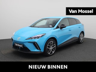 MG 4 64 kWh Luxury All-Season banden / Navigatiesysteem / Carplay / Remote App voorverwarmen & koelen