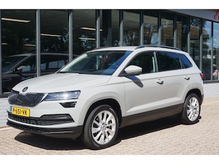 Skoda Karoq 1.5 TSI ACT Style Business Trehkaak/App-connect/Navi!