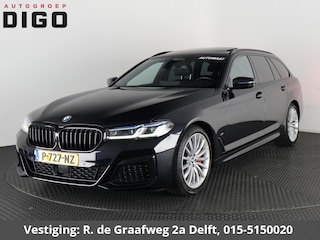 BMW 5-serie Touring 530i Business Edition Plus | Schuif-/Kanteldak | Navigatie | Camera | Leder |