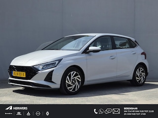 Hyundai i20 1.0 T-GDI Comfort / Fabrieksgarantie tot 03-2029 / Dealer onderhouden / Apple Carplay Android Auto / Stuur- & Stoelverwarming / Cruise control / Achteruitrijcamera / Trekgewicht 1110 kg /
