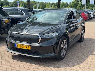 Skoda Enyaq iV 80 Limited Edition / SOH 93,3% / Camera / Warmtepomp / CarPlay / Keyless / 19'' / Dodehoek / Stoel+Stuurverwarming / DAB / ACC