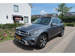Mercedes-Benz GLC 300e 4MATIC PANORAMADAK|TREKHAAK|KEYLESS|CARPLAY|CAMERA|DEALER ONDERHOUDEN