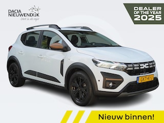 Dacia Sandero Stepway TCe 110 Extreme / 1E EIGENAAR / DEALER OND. / CAMERA / PDC V+A / BLINDSPOT / KEYLESS / CLIMATE / CRUISE / APPLE CARPLAY / ANDROID AUTO / DAB / 16'' LMV