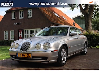 Jaguar S-type 3.0 V6 Handgeschakeld. | LEES TEKST | Youngtimer | Slechts 155.000KM | Lichtmetaal | Uniek | Origineel NL | NAP |