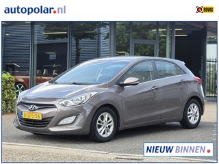Hyundai i30 1.6 GDI i-Vision Camera/CruiseControl/LM velgen etc.