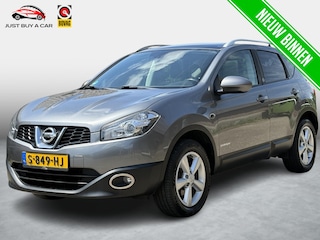 Nissan Qashqai 1.6 Acenta / Trekhaak / Panoramadak / BOSE / Camera / 1e Eigenaar /