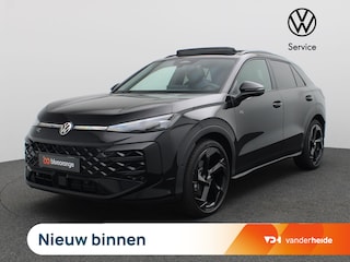 Volkswagen T-Roc 1.5 eTsi R-Line First Edition 150PK DSG Pano-Schuifdak, Trekhaak, Black Style, 20" LM Velgen, Keyless, Side Asisst, Matrix LED-Verlichting, Achteruitrijcamera