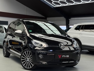 Volkswagen Up 1.0 BMT High Up! Panorama Bluetooth