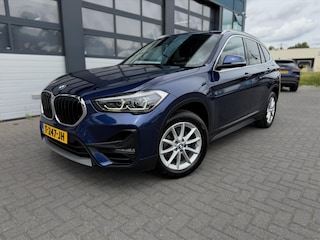 BMW X1 (f48) sDrive18i 140pk Aut. Trekhaak, Camera, Stoelverwarming