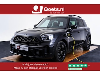 Mini Countryman Cooper S E ALL4 Active Cruise Control - Elektrisch verwarmde/verstelbare stoelen - Comfort acces - Driving Assistant - Head up - Getinte ruiten - Achteruitrijcamera - MINI Navigatiesysteem -