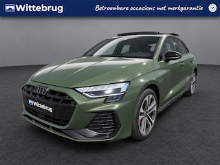 Audi A3 Sportback 45 TFSI e 272pk S edition Competition Automaat Panoramadak / Parking Plus / 18"LM velgen / Competition / LED / Navigatie TRANS