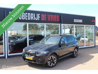 BMW iX3 Executive 80 kWh M-Sport 3-Fase Pano/ACC/ShadowLine