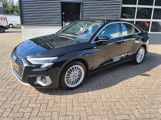 Audi A3 Limousine 30 TFSI Business edition | Navi | Virtual Cockpit