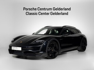 Porsche Taycan 4