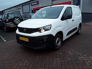 Peugeot Partner 1.2 PureTech 110pk S&S 650kg Premium