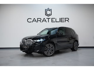 BMW X5 xDrive50e / M-Sportpakket / Panorama / 22 Inch / € 2250 p/m lease price