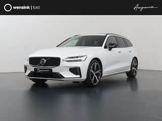 Volvo V60 2.0 T6 Plug-in hybrid AWD Ultra Dark | B&W Audio | HUD | Stoelverwarming V+A | Panoramadak | Memory stoelen | Dodehoek detectie | Camera 360° |