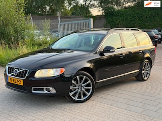 Volvo V70 1.6 T4 Limited Edition Airco Cruise Xenon Leder