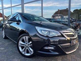 Opel Astra Sports Tourer 1.4 Turbo Anniversary Edition | Camera
