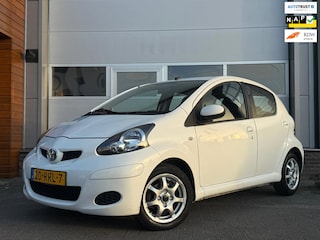Toyota Aygo 1.0-12V Comfort NW.APK/AIRCO/NAVI/5DRS/NAP!