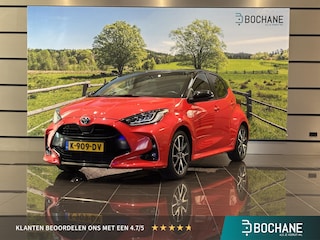 Toyota Yaris 1.5 Hybrid Launch Edition | Navigatie | Key less entry | 17" lm velgen | Privacyglas
