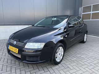 Fiat Stilo /apk 4-12-26 **AIRCO** 1.4-16V Actual